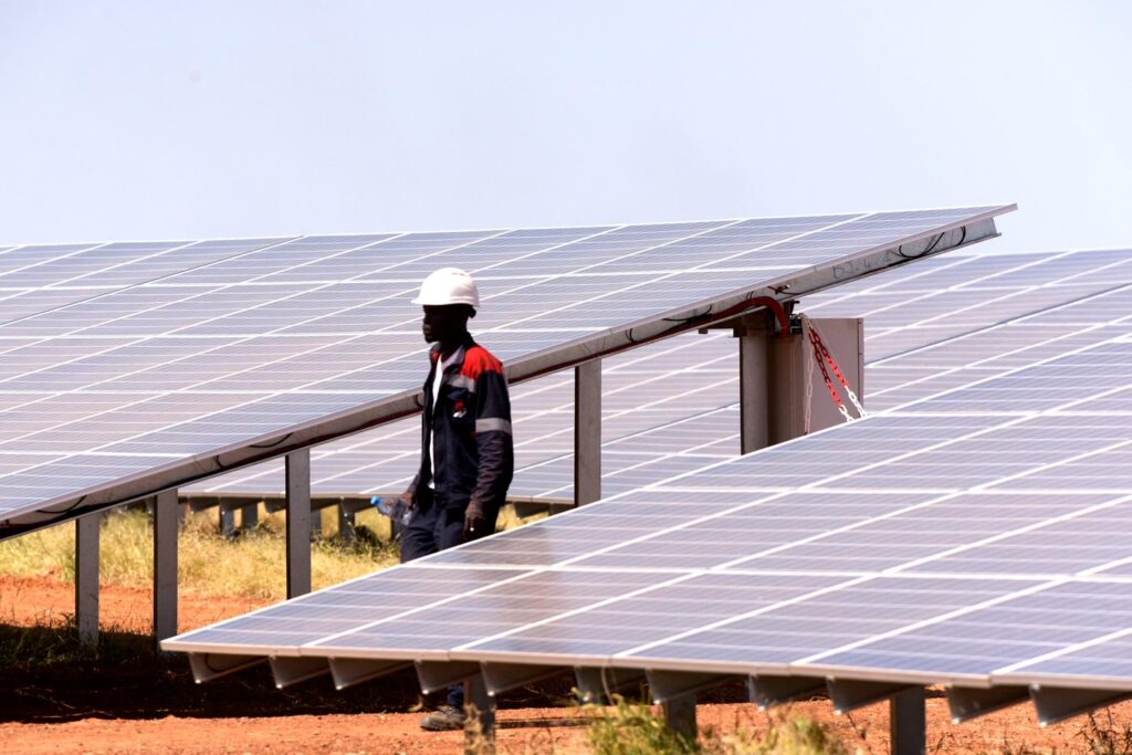 découvrez la banque d'énergie afrique, une institution dédiée à la promotion et au financement de projets énergétiques durables sur le continent. grâce à ses initiatives innovantes, elle soutient le développement économique et l'accès à l'énergie pour tous, tout en préservant l'environnement.