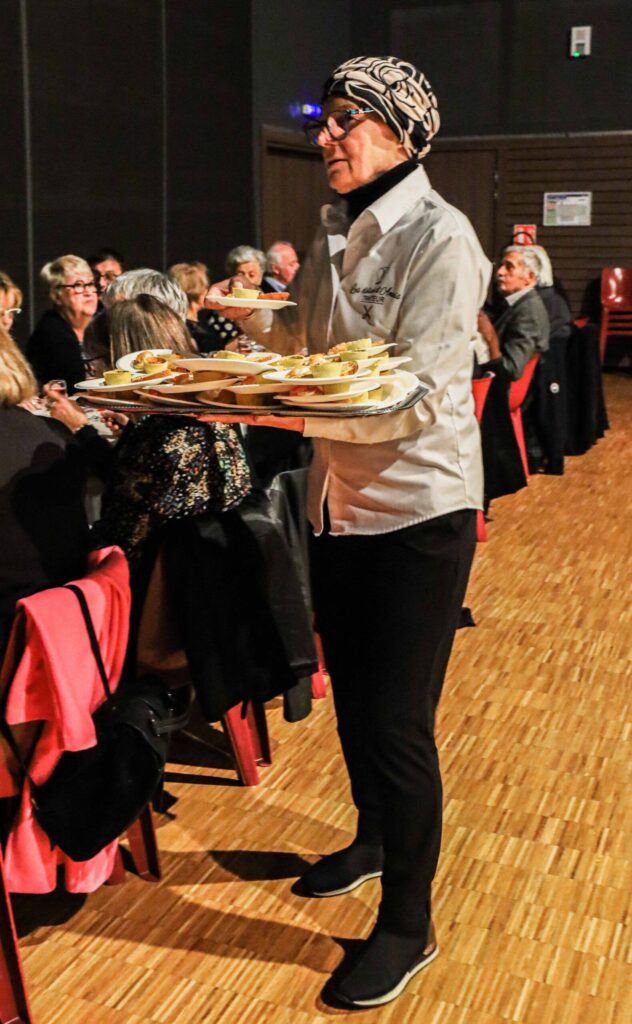 découvrez les repas aînés de chirmont, une initiative chaleureuse dédiée à offrir des moments conviviaux autour de mets savoureux. rejoignez-nous pour partager des repas équilibrés, des échanges enrichissants et renforcer les liens intergénérationnels dans une ambiance accueillante.
