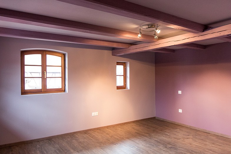 transformez votre maison alsacienne en un espace moderne tout en préservant son charme traditionnel. découvrez nos services de rénovation adaptés à l'architecture locale, alliant esthétique et fonctionnalité, pour une maison qui vous ressemble.