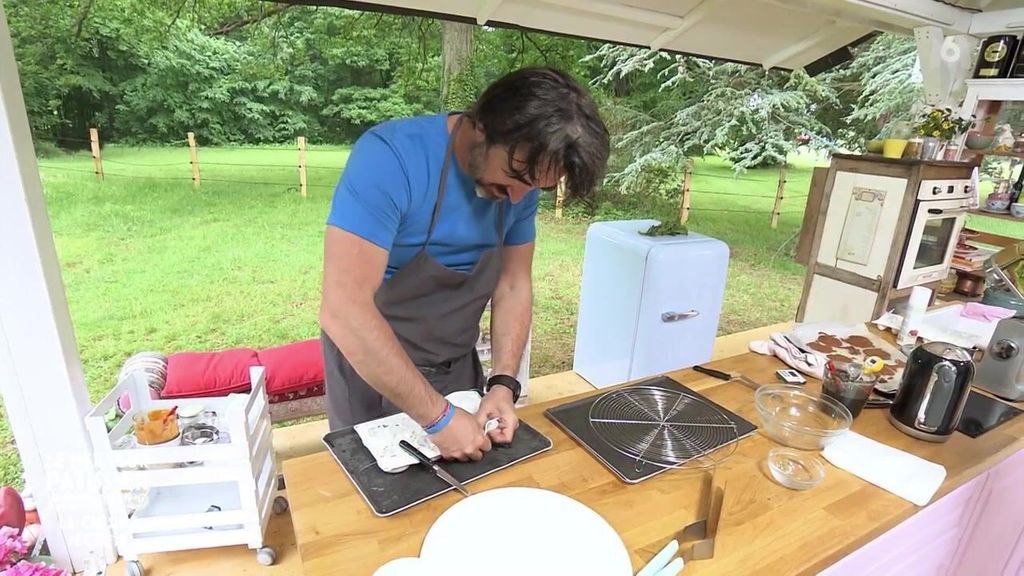découvrez les délices sucrés du morbihan avec notre sélection des meilleurs pâtissiers de la région. savourez des créations artisanales uniques et des recettes traditionnelles qui raviront vos papilles. que ce soit pour une occasion spéciale ou un simple plaisir, trouvez le pâtissier idéal pour tous vos besoins gourmands.