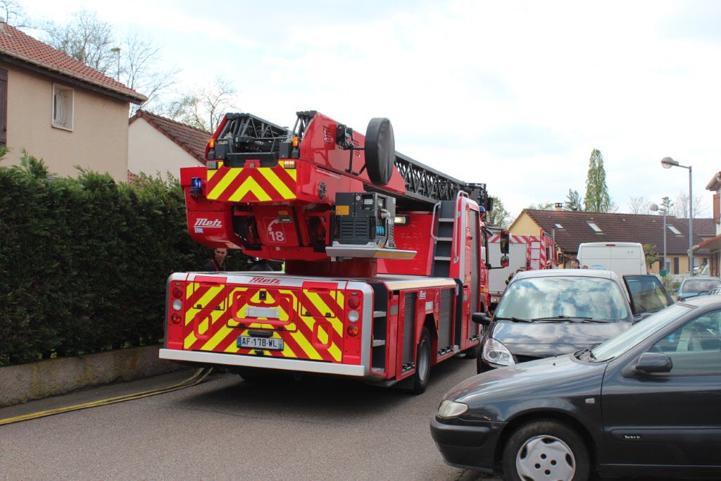découvrez les dernières informations concernant l'incendie à mondelange, un événement tragique qui a touché la communauté. restez informé sur les causes, les conséquences et les actions entreprises pour soutenir les victimes.