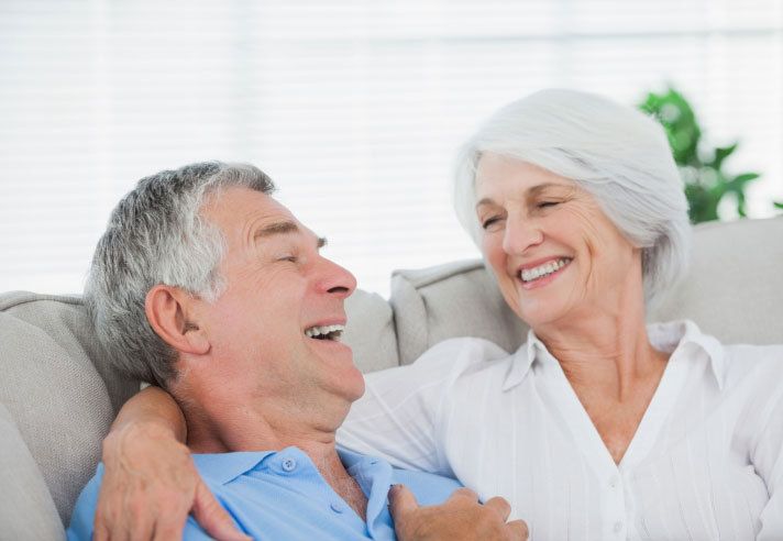 découvrez comment rompre la solitude des seniors lors des fêtes grâce à des activités conviviales et des initiatives locales. ensemble, créons une atmosphère chaleureuse et inclusive pour célébrer les moments importants de la vie.