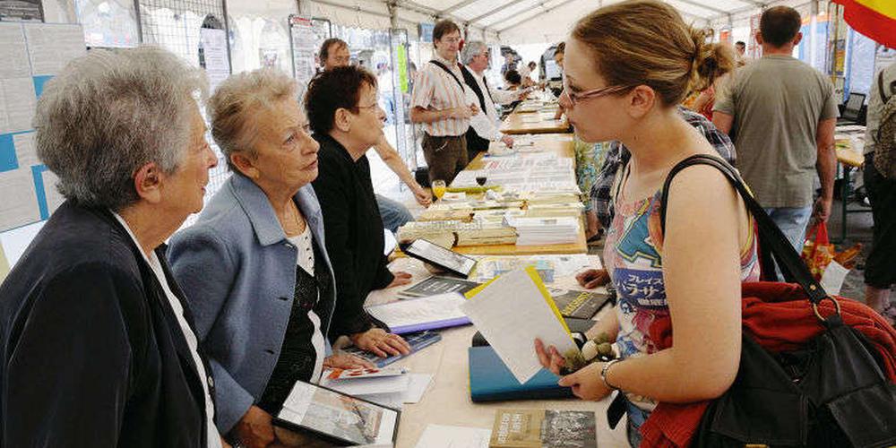 découvrez comment la rénovation de la maison des associations revitalise les espaces communautaires, améliore l'accessibilité et renforce les liens sociaux. un projet inspirant qui allie modernité et heritage au service de la collectivité.