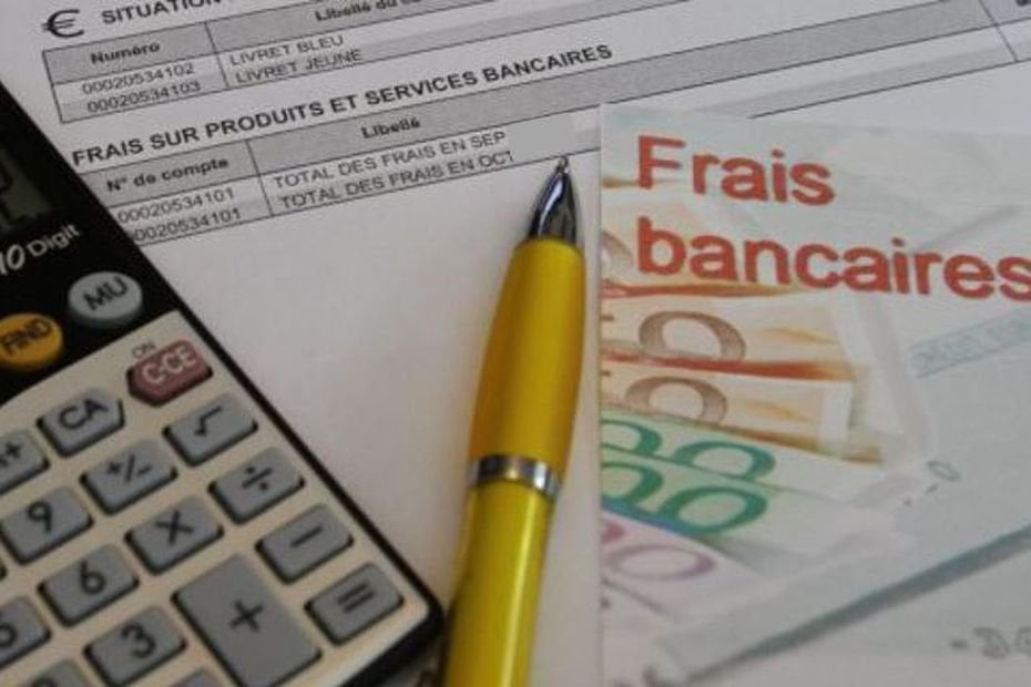 découvrez les raisons derrière la hausse des frais bancaires en france et comment cela impacte votre budget. informez-vous sur les alternatives et conseils pour optimiser vos dépenses bancaires.
