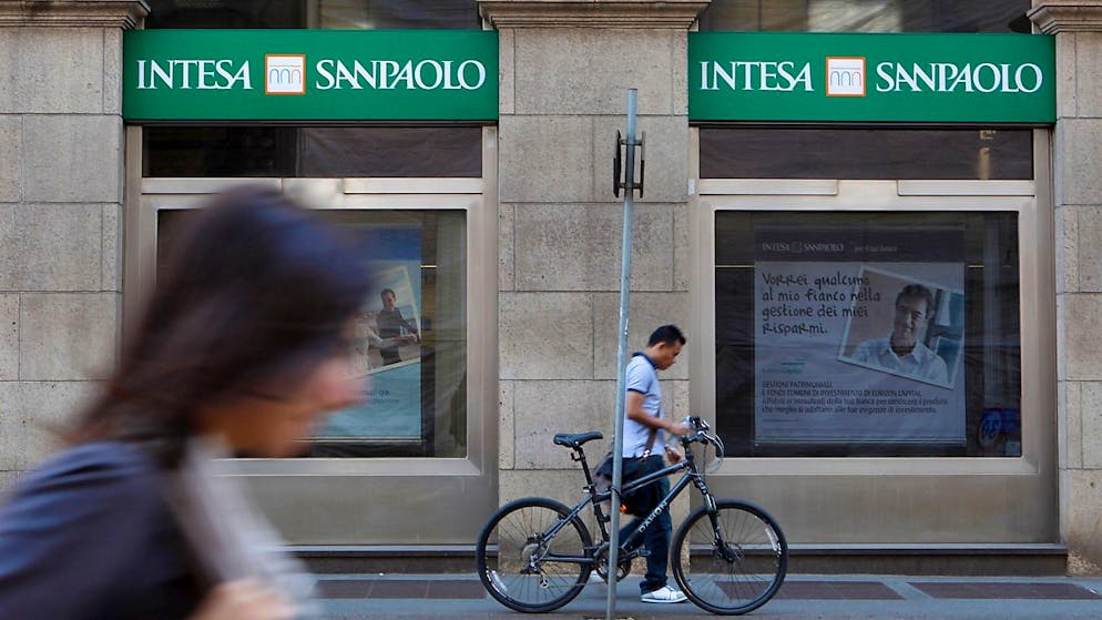 découvrez intesa sanpaolo, la banque italienne leader en europe, offrant des solutions financières innovantes et un service client de qualité pour tous vos besoins bancaires.
