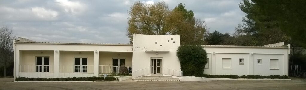 découvrez la maison péllégrino, un joyau de l'architecture niçoise, alliant charme, tradition et modernité. profitez d'un cadre idéal pour vos séjours à nice, avec des services de qualité et une atmosphère conviviale.