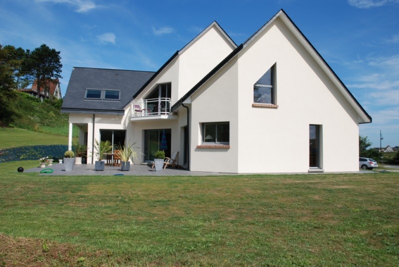 découvrez une maison parfaitement transformée en normandie, alliant charme traditionnel et modernité. explorez son style unique, ses espaces rénovés et son cadre enchanteur, idéal pour vos escapades ou votre refuge permanent.