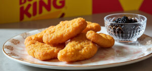découvrez l'alliance audacieuse du fast-food et de la gastronomie avec les nouveaux nuggets au caviar de burger king. un twist gourmet qui réinvente vos repas préférés tout en ajoutant une touche luxueuse. ne manquez pas cette expérience culinaire unique !