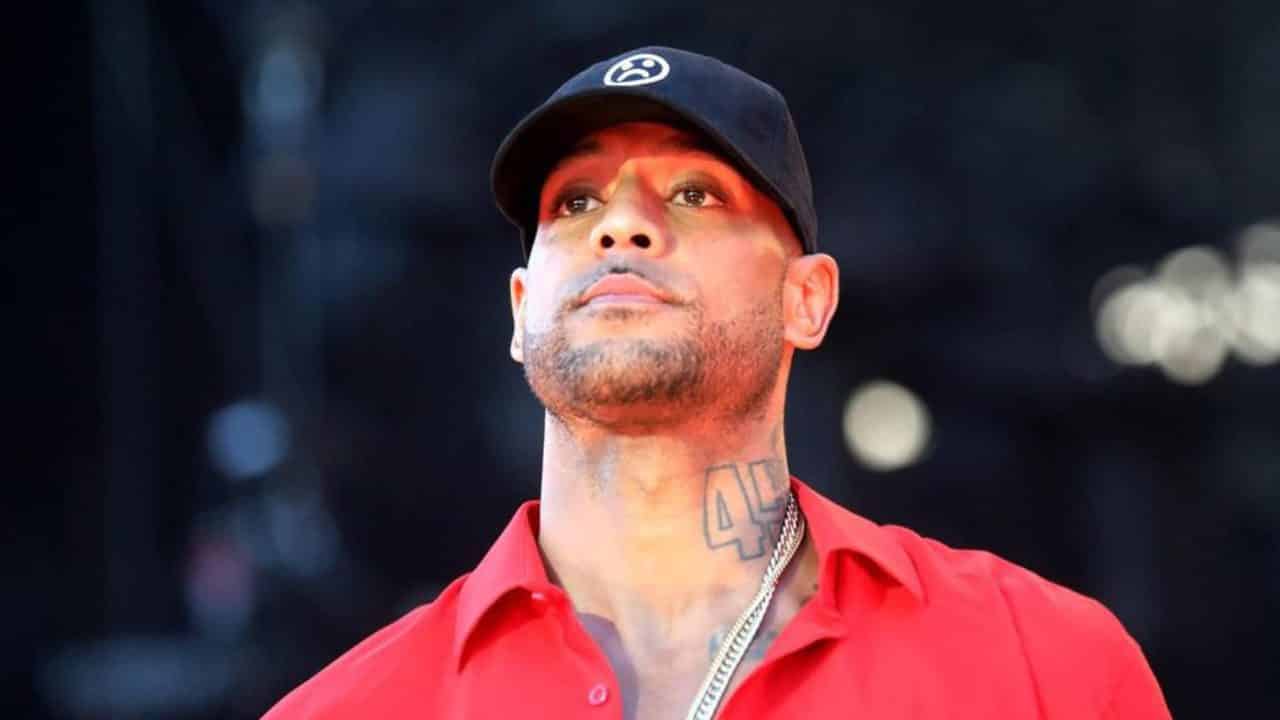 découvrez comment booba et puma ont uni leurs forces pour créer un partenariat innovant mêlant divertissement et univers de la marque. plongez au cœur de cette collaboration exclusive et impactante.