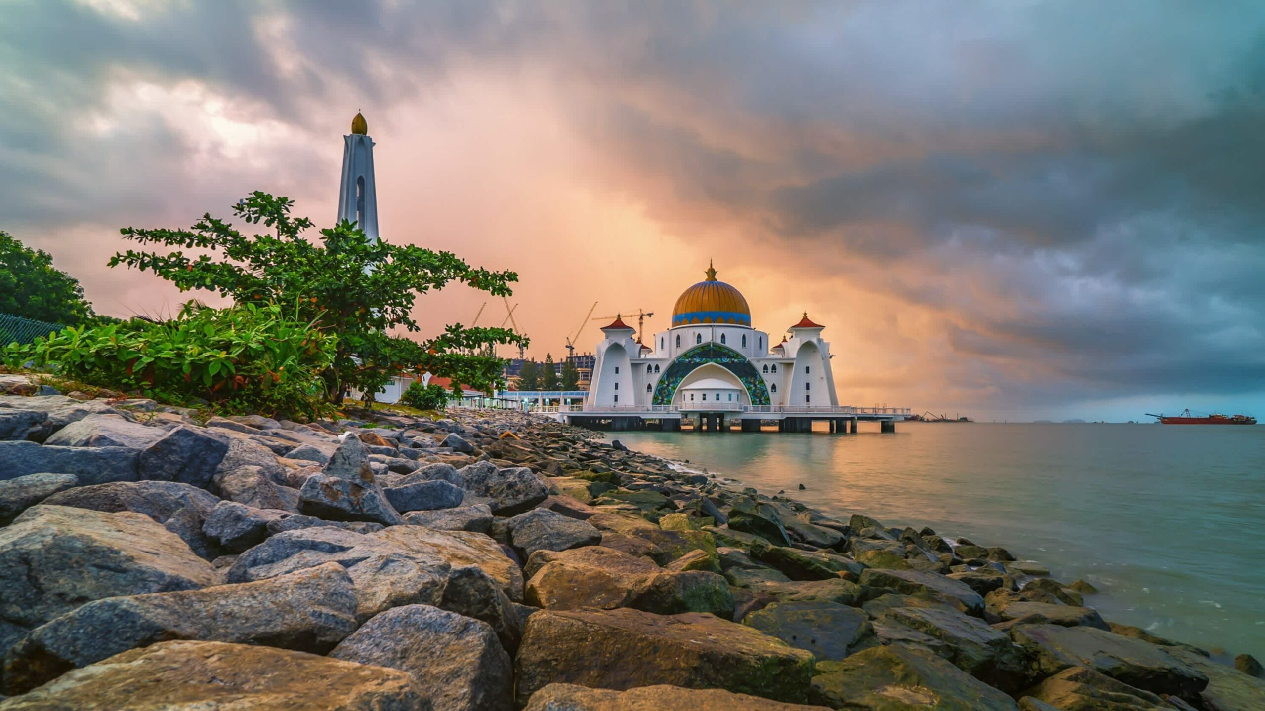 découvrez la malaisie, une destination touristique fascinante mêlant plages paradisiaques, jungles luxuriantes et cultures vibrantes. préparez votre voyage en malaisie pour des expériences inoubliables entre nature, gastronomie et patrimoine.