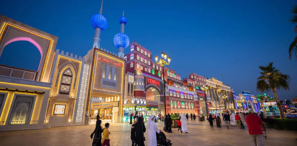 découvrez le village mondial dubaï 2025, un événement culturel unique alliant divertissement, gastronomie et traditions du monde entier. profitez d’expériences inoubliables et explorez la diversité culturelle au cœur de dubaï.