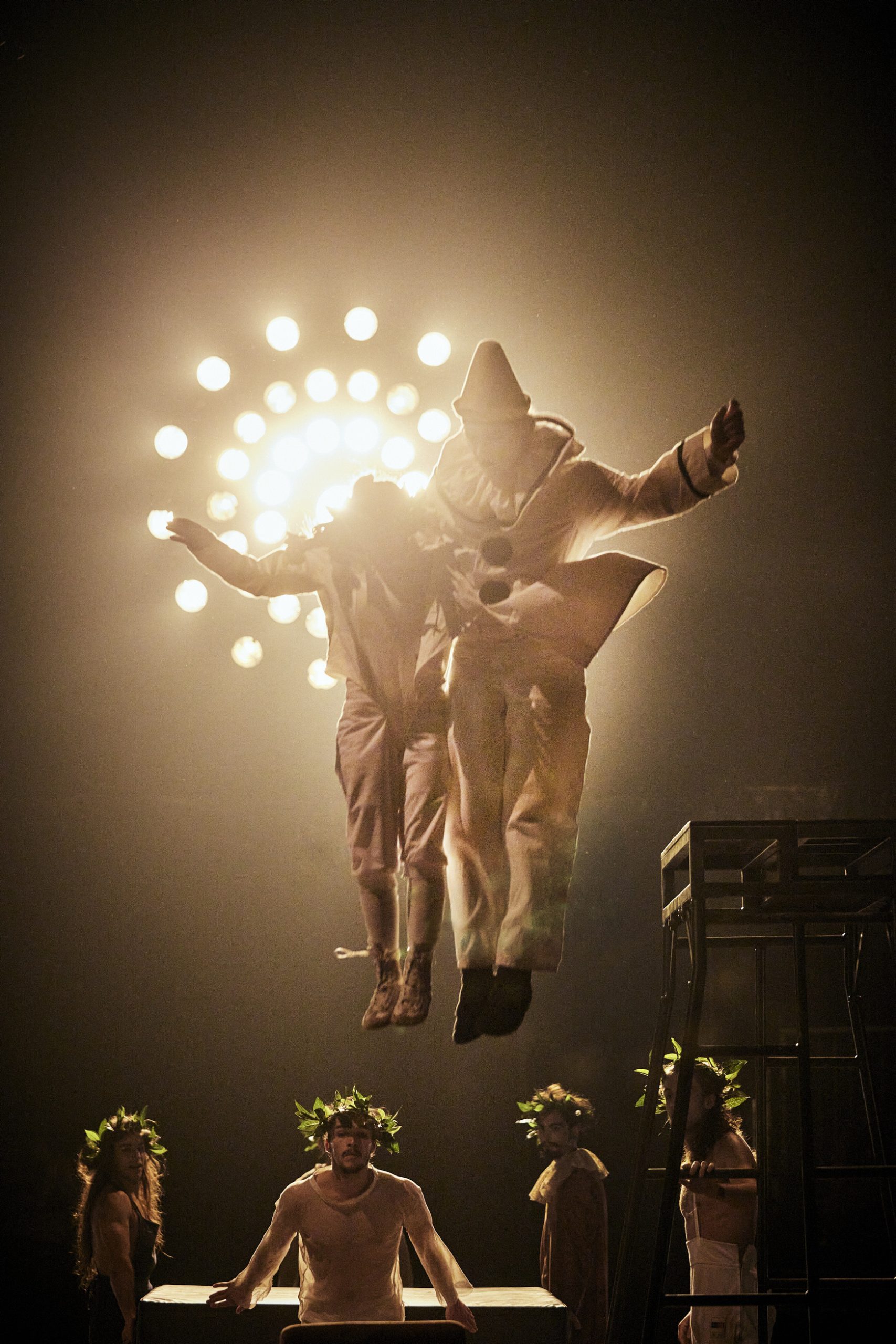 découvrez la présence de france culture au spectacle de clôture du cnac, un événement majeur alliant art et performance de haut niveau.