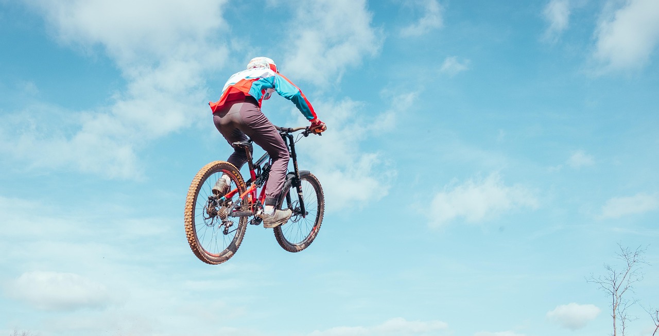 découvrez la vuelta femenina, une course cycliste féminine spectaculaire mettant en avant les meilleures cyclistes du monde dans des paysages à couper le souffle.